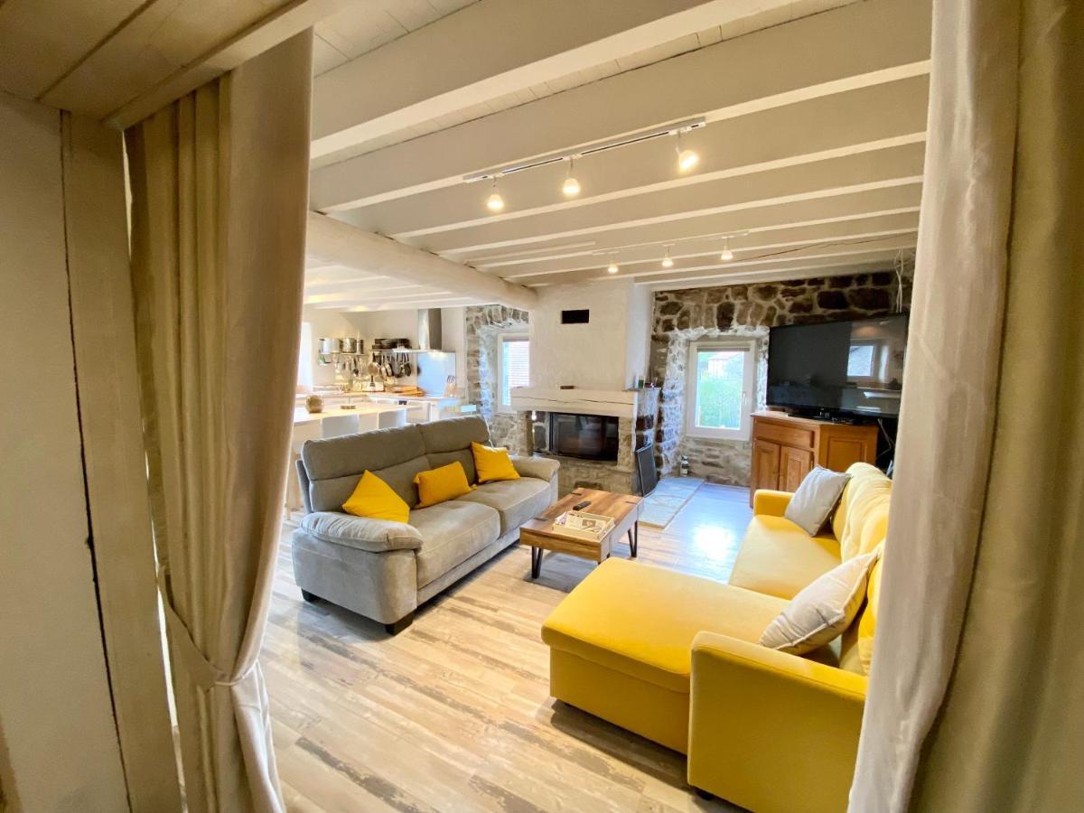 Gite De Groupe 160M2, 15P, Salle De Reception, Jardin, Terrasse Mazan-l'Abbaye Exterior foto